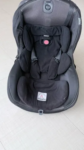 Cadeirinha de bebê para veículo 