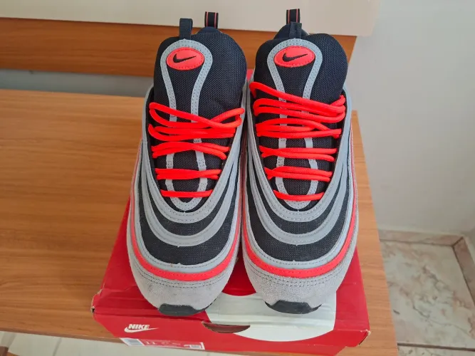 Tênis Nike Air Max 97