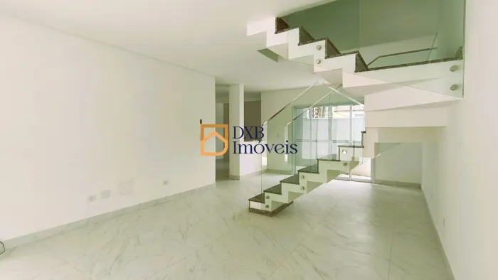 SOBRADO EM CONDOMÍNIO com 3 dormitórios à venda com 198m² por R$ 870.000,00 no bairro Pila