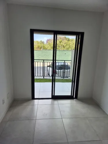 Porta de Correr em Vidro 2 Folhas com Alumínio Preto