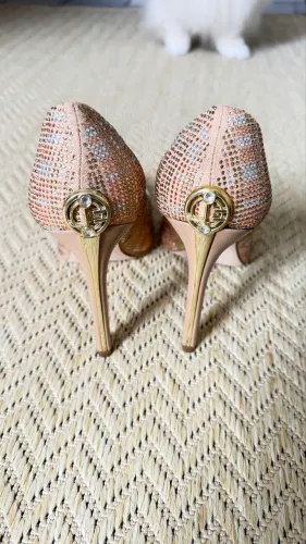 Sapatos e sandálias