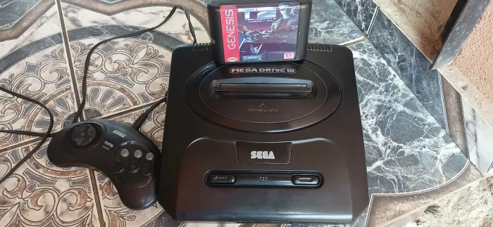 Mega Drive 3 completo com jogo