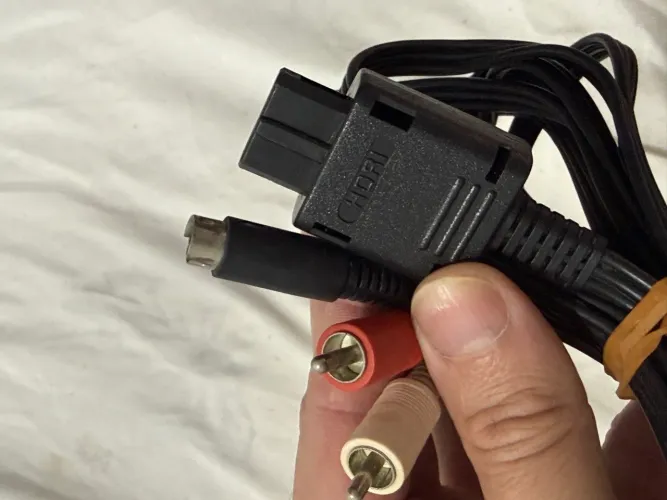 Cabo S-Vídeo HORI Original - Super Nintendo / N64 / GameCube Raro