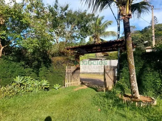 MAR/RV5493 EXELENTE GRANJA EM PEDRA BONITA PROXIMO COMERCIO FRCO BERNARDINO O
