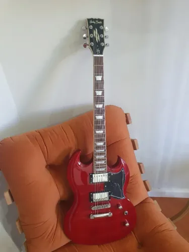 Guitarra Harley Benton DC CUSTOM Cherry