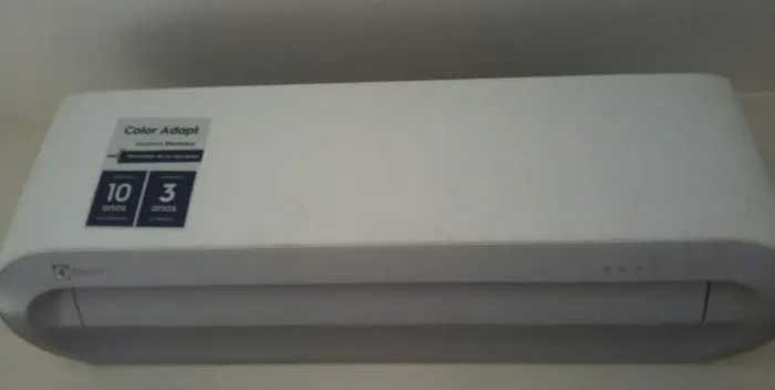 Ar condicionado split Eletrolux color adapt