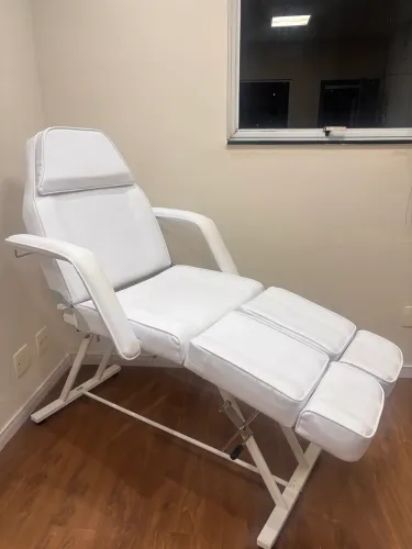 Vende-se cadeira de podologia!
