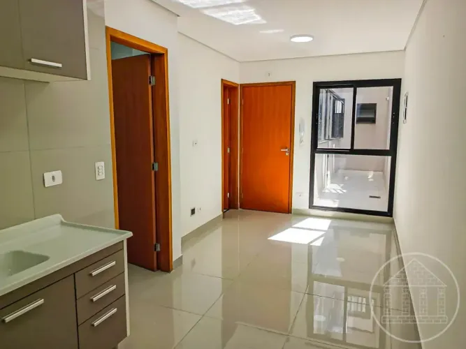 Apartamento de 35m² com 1 Quarto, Cozinha Americana e Térreo à Venda no Cupecê
