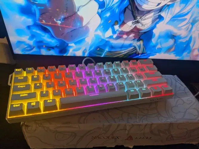 Teclado Gamer NK61 RGB