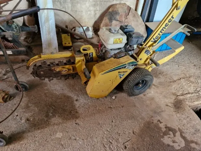 Minivaletadeira Mecânica RT 60 da Vermeer