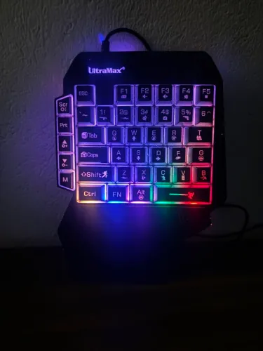Teclado de uma mão rgb