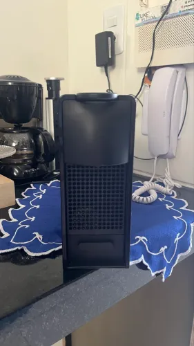 Cafeteira nespresso em ótimo estado, pouco uso