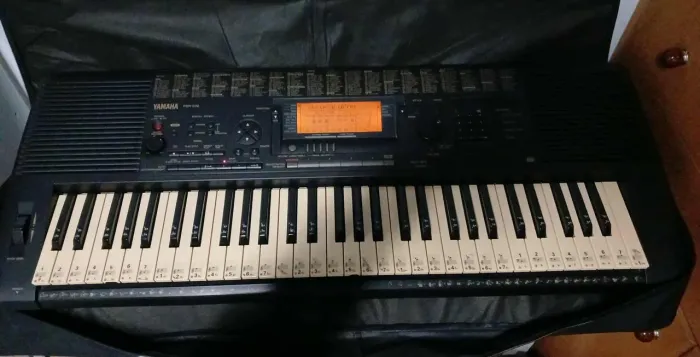 Yamaha PSR520, pra sair hoje