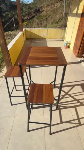 Mesa Alta Fabric + 2 Bancos Tok&Stok