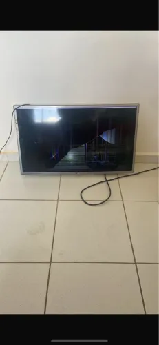 TV Samsung para retirada de peças