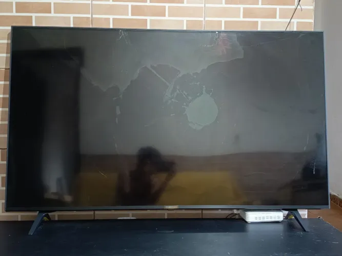 TV LG 4k 55 polegadas (para usar peças)