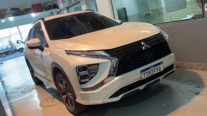 Mitsubishi Eclipse Cross HPE 1.5 16V 165cv AUT 2026