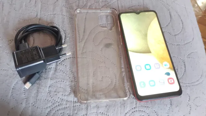 Samsung a12