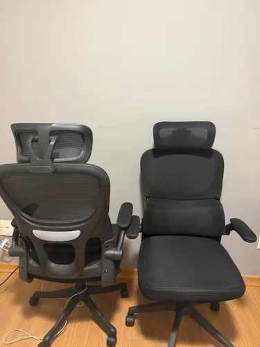 PAR DE CADEIRAS ERGONÔMICAS DE ESCRITÓRIO