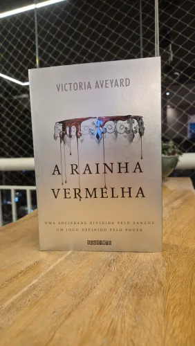 Livro "A Rainha Vermelha" - Ótimo Estado, Seminovo