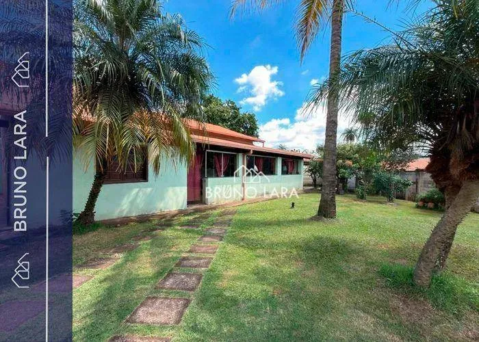Casa à venda no Bairro Vivendas Santa Mônica - Igarapé/MG