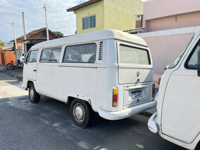 Volkswagen Kombi Standard/ Luxo/ Serie Prata 1999