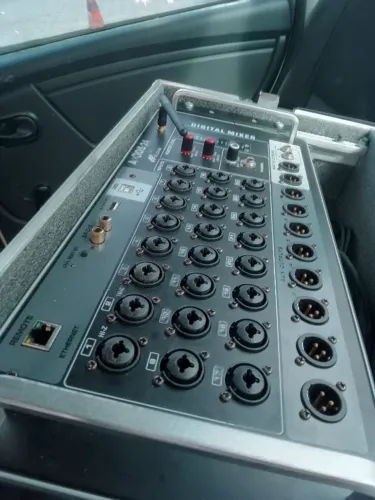 Mesa digital de som Axios 24 Duon Sound