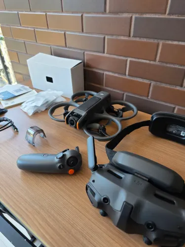 Drone Dji Avata 2 FPV - Zerado com Oculos e 1 bateria. 