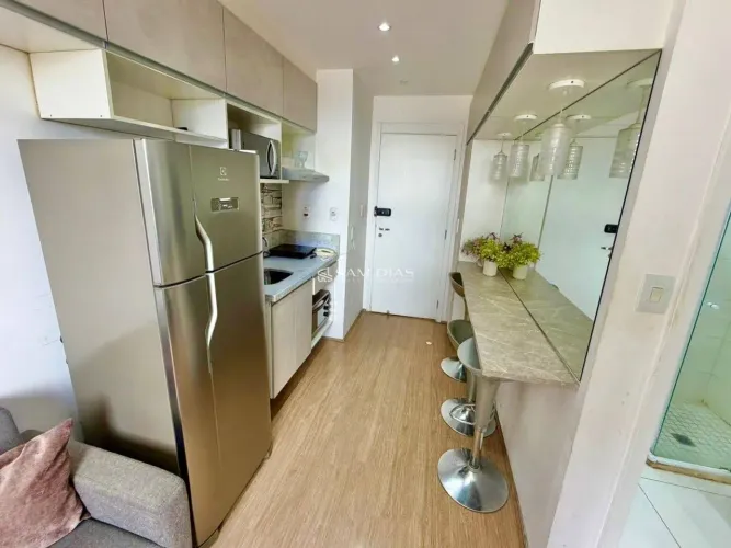 Kitnet Mobiliada à Venda no Brás  19 M², Próxima Ao Metrô, com Lazer no Condomínio