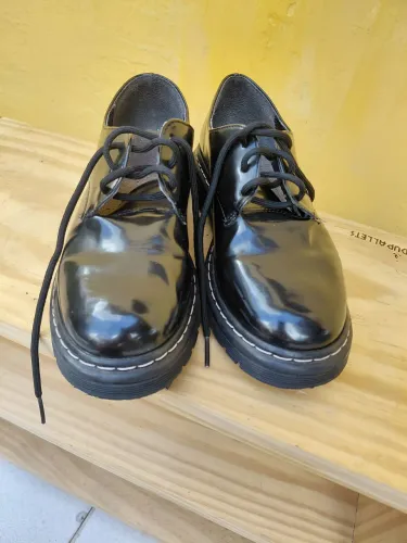 Sapato oxford, numero 37?