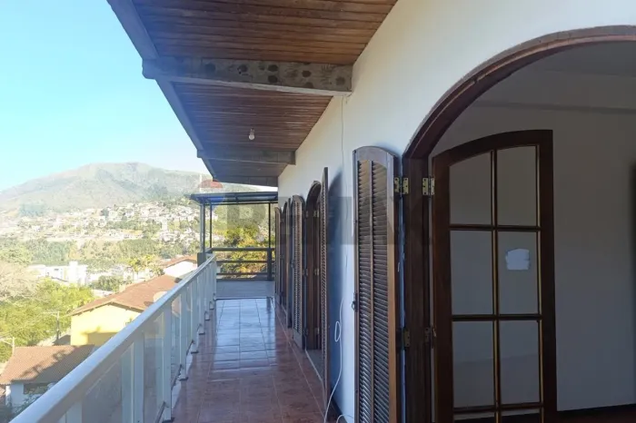 Casa 4 quartos para alugar no Panorama.