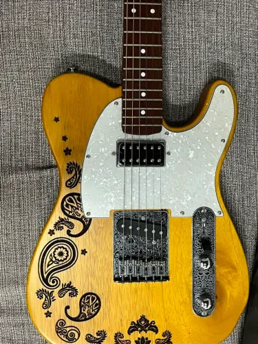 Telecaster studebaker muito pouco usada linda e com um timbre maravilhoso