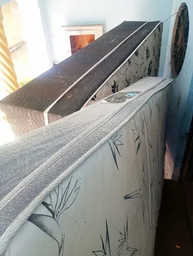 Cama e colchão box casal