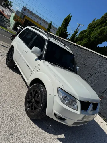 Mitsubishi Pajero TR4 2.0 Flex 16V 4X2 Mec. 2012