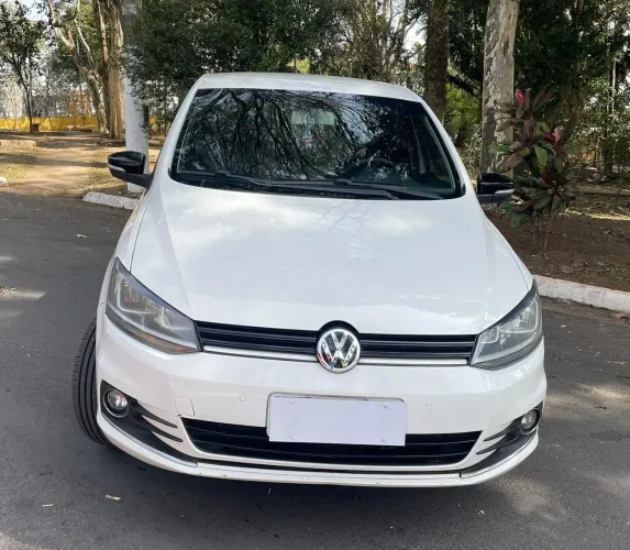 Volkswagen Fox Trendline 1.0 Flex 8V 5P 2015