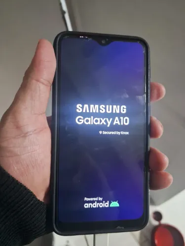 Samsung A10 usado