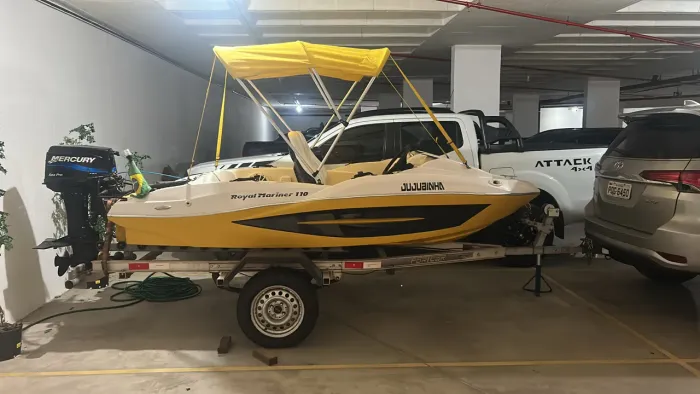 Lancha Royal Mariner RM 110 com motor 25 HP Mercure