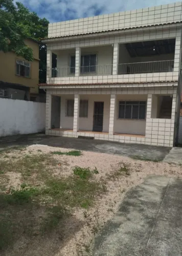 Duas casas e Quintal 