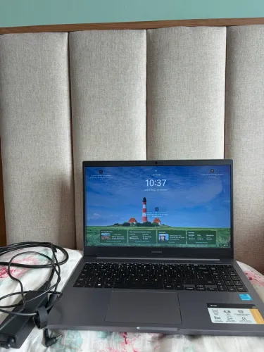 Notebook Samsung Intel Celeron 6305