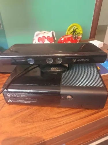 Xbox 360 Super Slim
