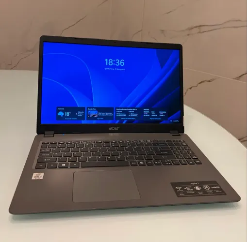 Acer Aspire 3 i5 - 8GB RAM | Excelente estado