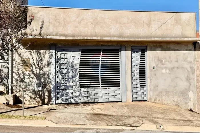 Casa a venda com 2 Dormitórios, Escritório, Gourmet e Vaga Coberta É Tudo o Que Você Sonh