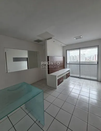 Apartamento com 3 quartos em Prado