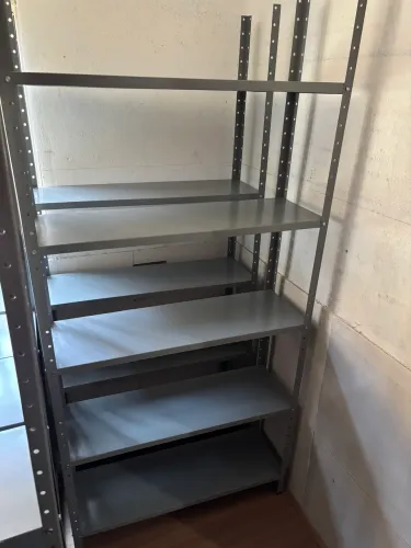 Estante de aço usadas