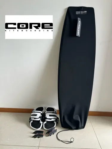 CORE CARVED IMPERATOR 7 135cm PRANCHA BIDIRECIONAL + CAPA CORE