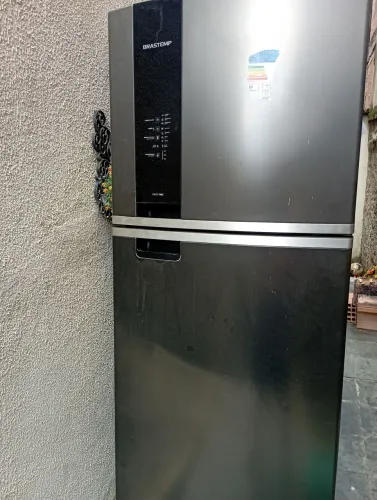 Geladeira Frost Free inox digital 