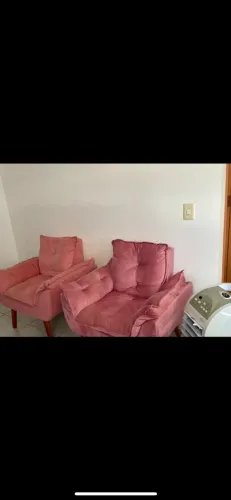 Poltronas rosas (duas)