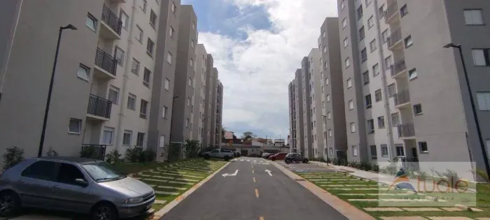 Apartamento com 2 dormitórios à venda, 46 m² por R$ 220.000,00 - Parque da Amizade (Nova V