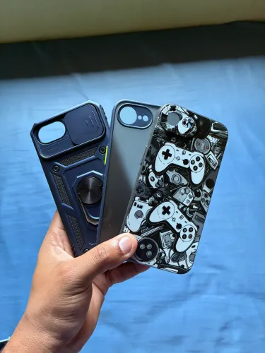Lote Acessórios iPhone 16e - 3 Capinhas Premium + 3 Películas de Vidro