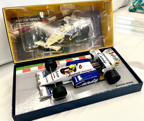 Minichamps Tolrman edição limitada  1/18